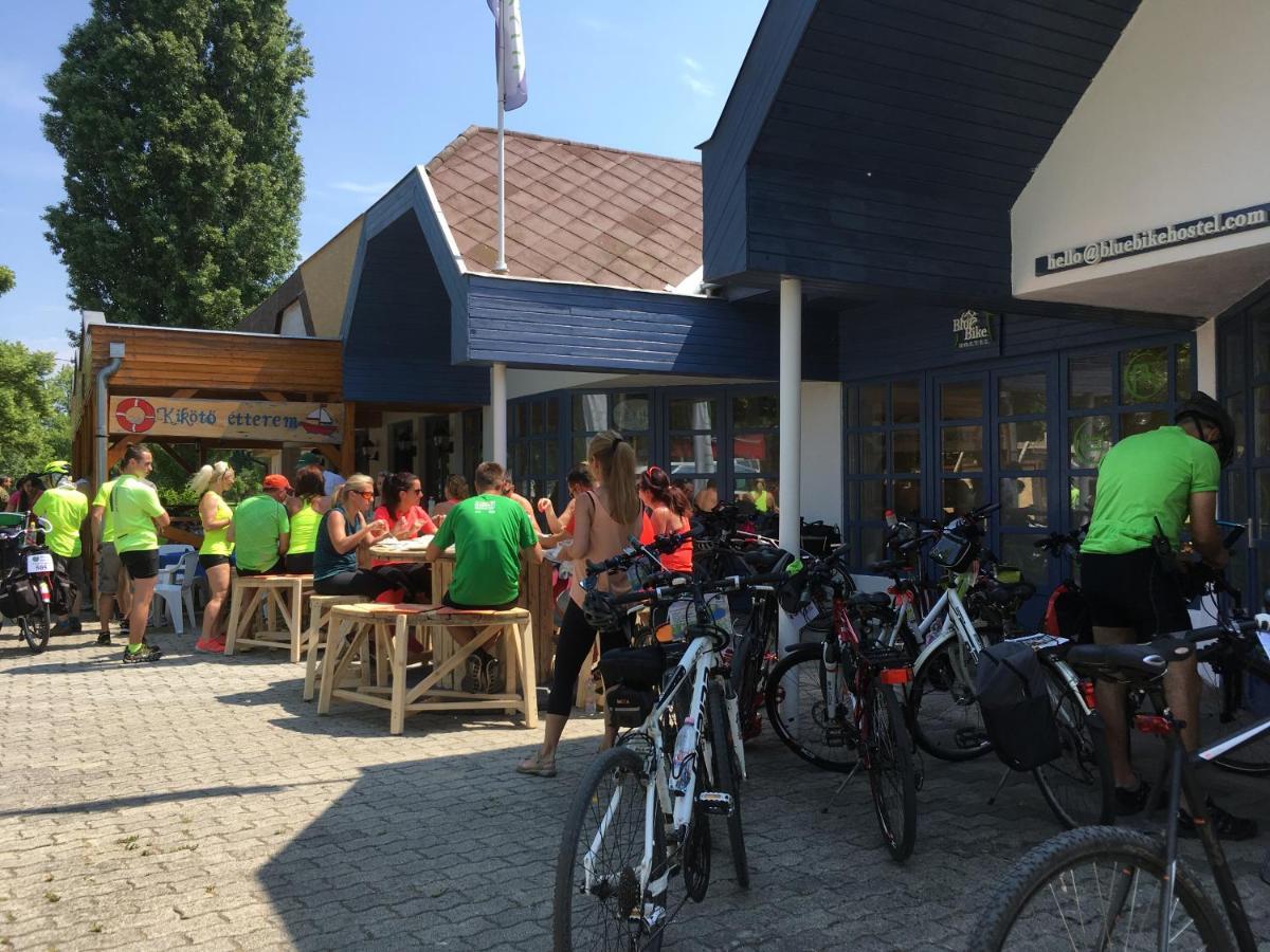 Blue Bike Hostel Balatonszemes Ngoại thất bức ảnh